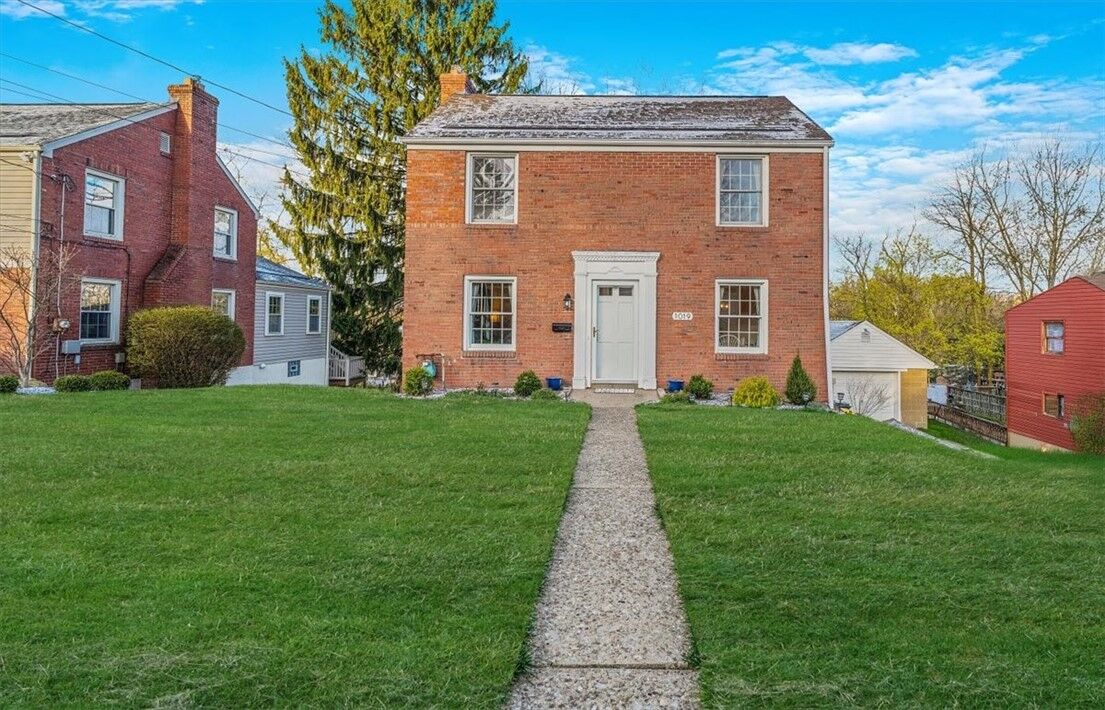 Property Photo:  1019 Homer Ave  PA 15237 