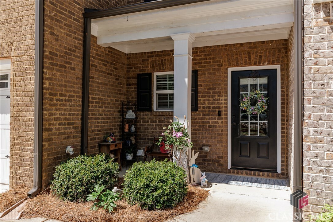 Property Photo: 170 Elliot Circle GA 30677