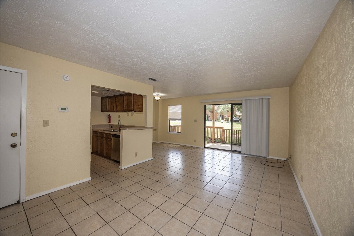 Property Photo: 15 Cypress Fairway Village TX 78676
