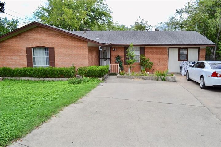 5202 Beechmoor Drive  Austin TX 78723 photo