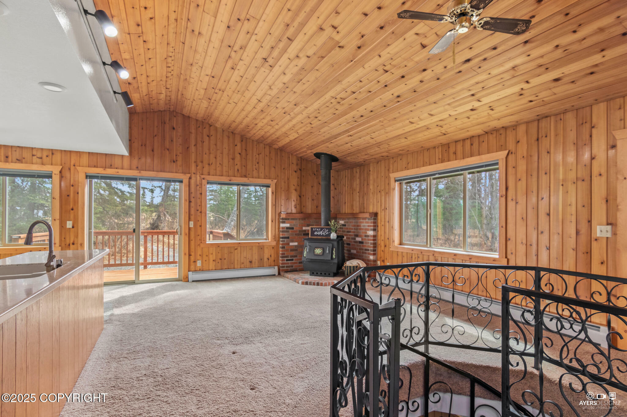 Property Photo: 360 Green Court AK 99669