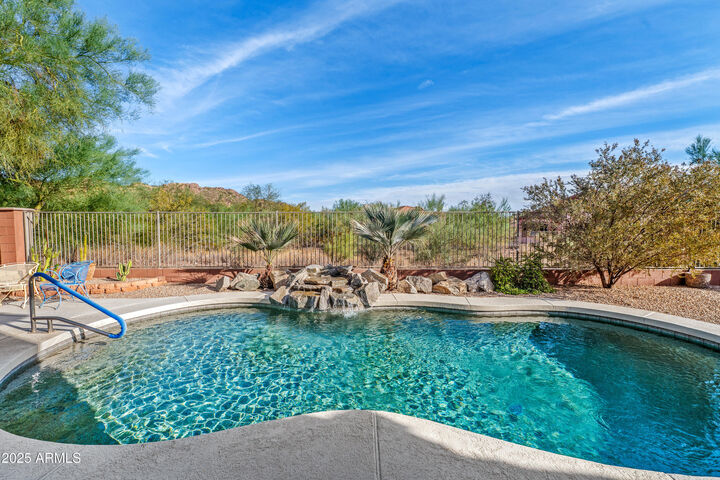 Property Photo:  7119 E San Cristobal Way  AZ 85118 