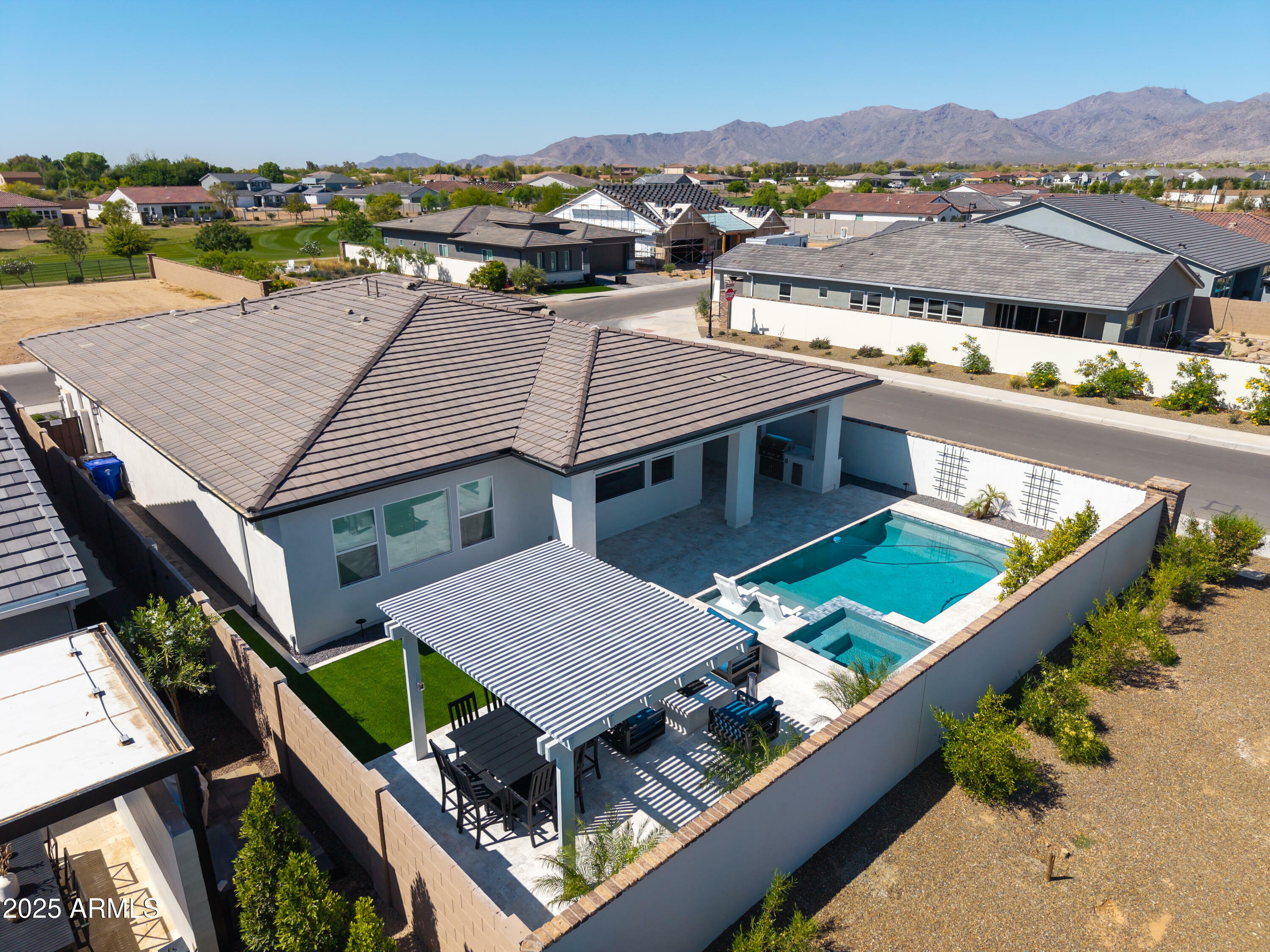 Property Photo: 17710 W Guthrie Street AZ 85388