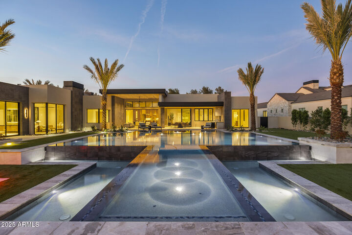 7001 E Paradise Drive  Scottsdale AZ 85254 photo