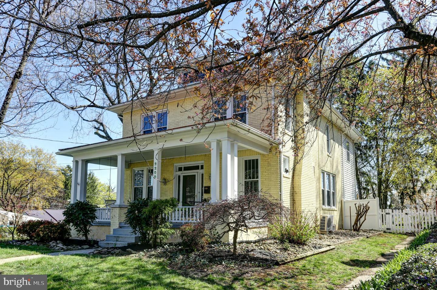 Property Photo: 2200 Page Street PA 17011