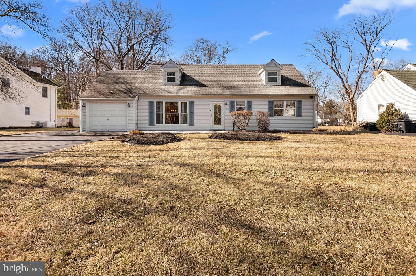 Property Photo:  260 Robinwood Drive  PA 19047 