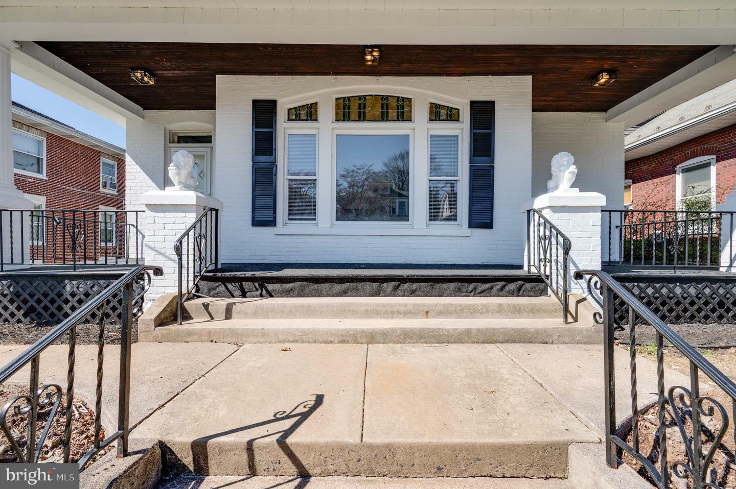 Property Photo: 308 State Street PA 19607