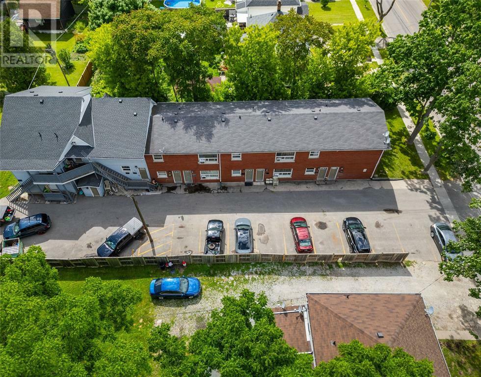 537 Confederation Street  Sarnia ON N7T 2C1 photo