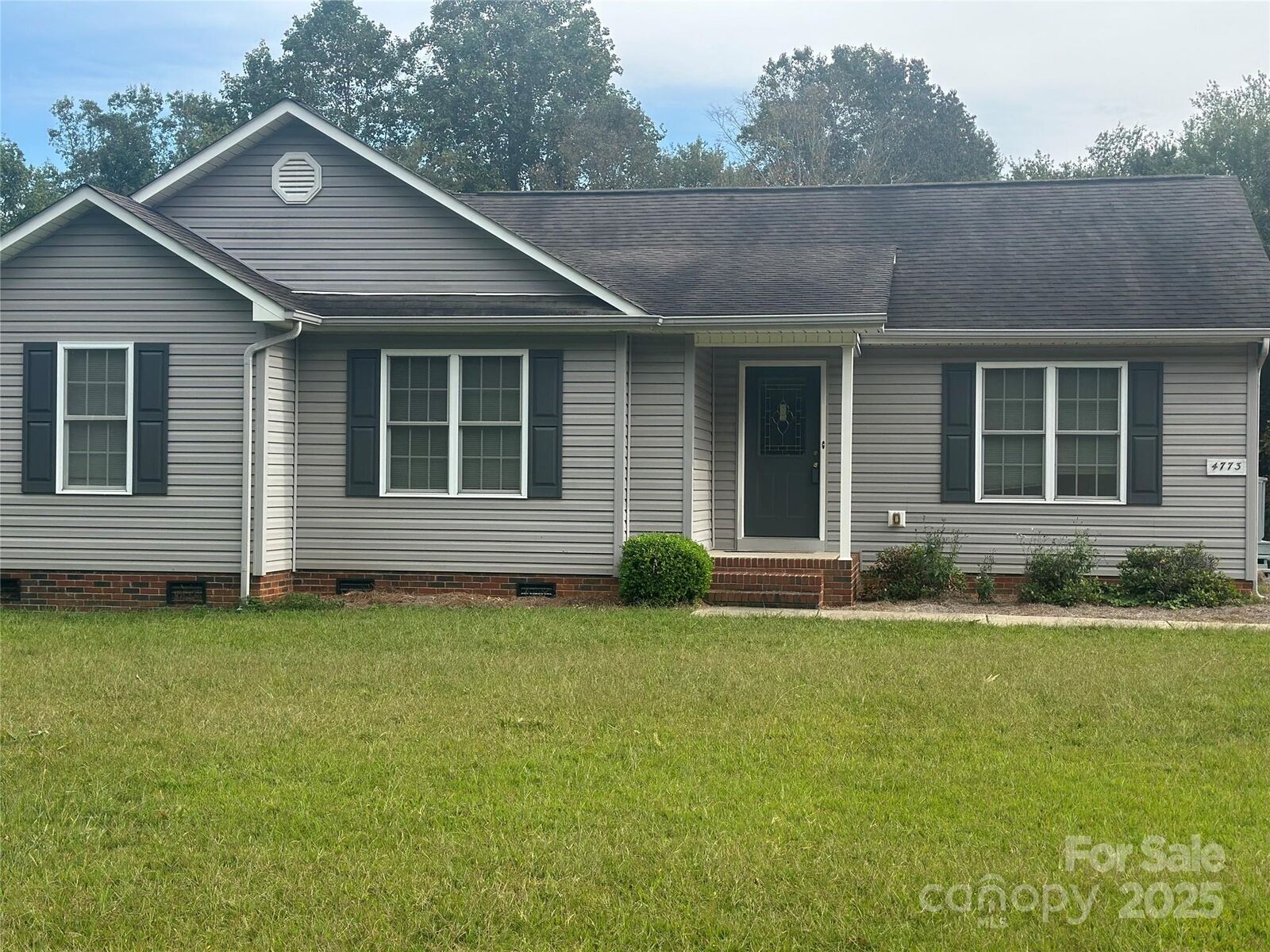 Property Photo: 4773 Westwinds Road NC 28092