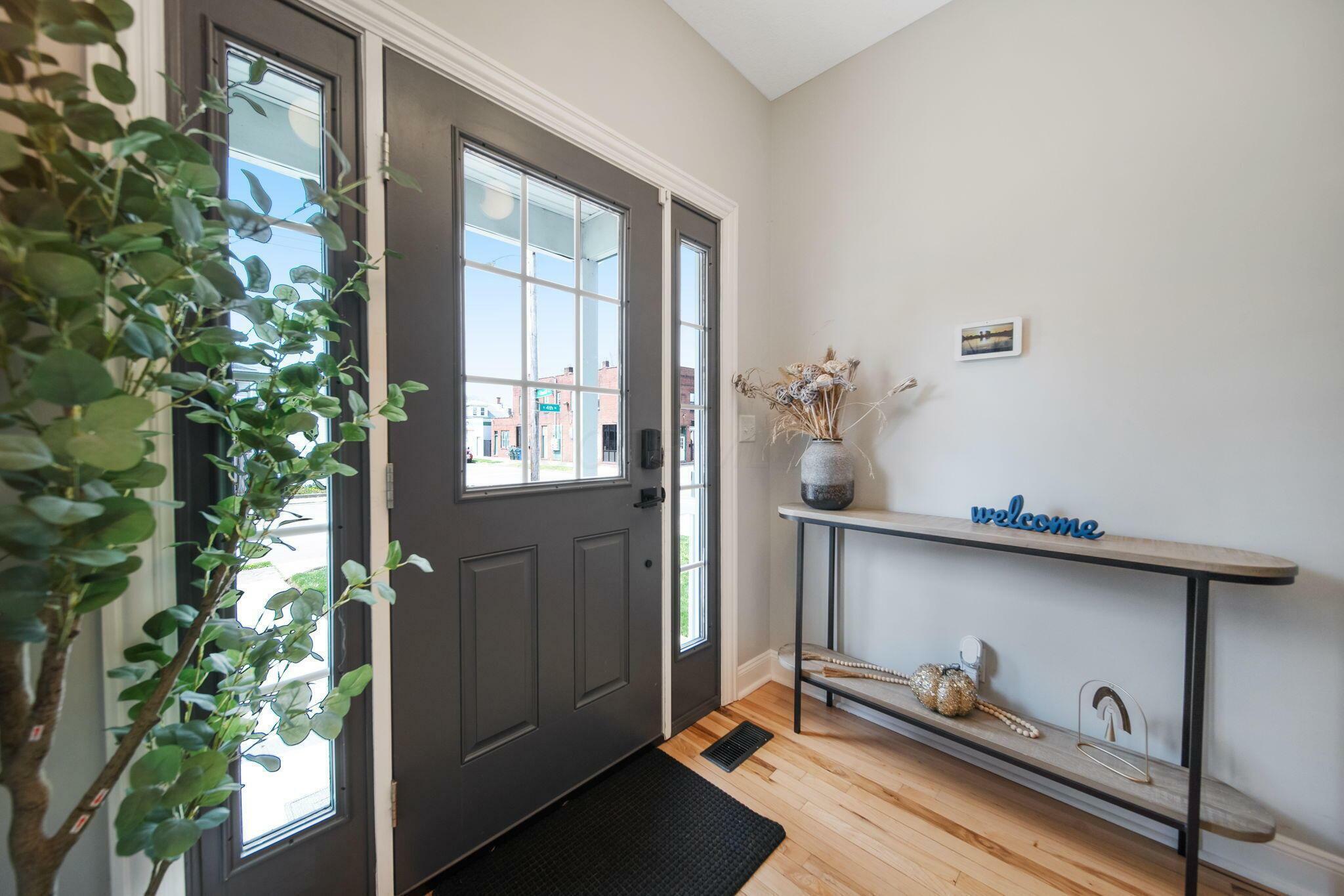 Property Photo: 1616 S 4th Street OH 43207