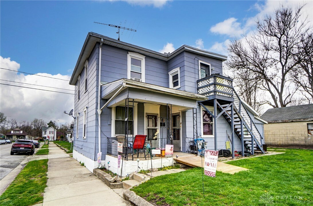 Property Photo:  1020 Jasper Street  OH 45503 