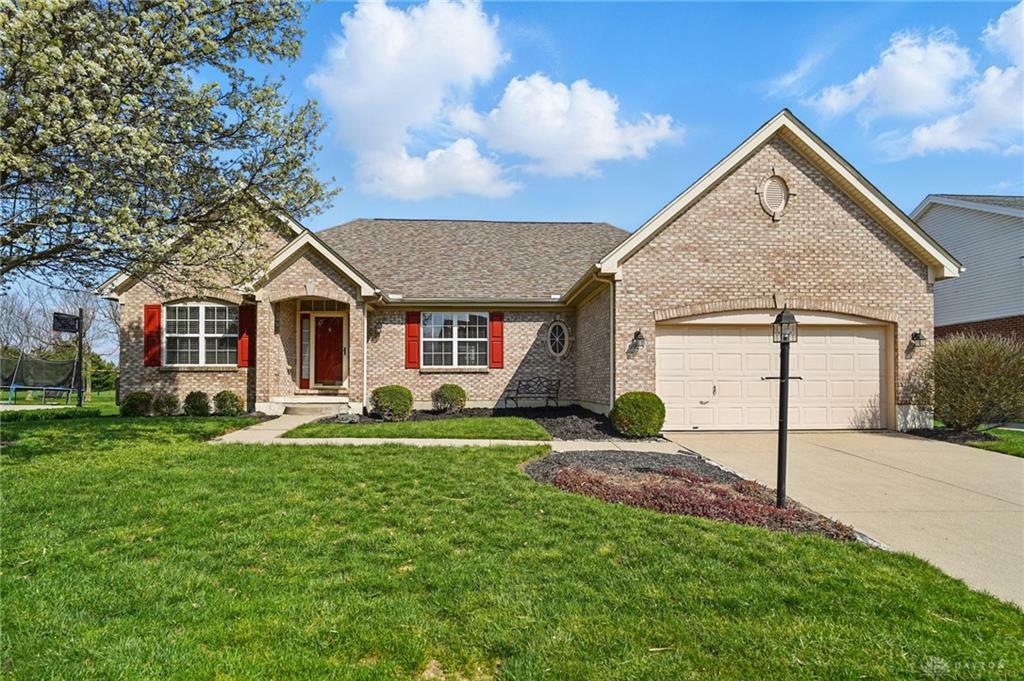 Property Photo: 6925 Evergreen Circle OH 45424