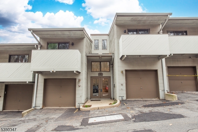 79 Adams Terr 79  Clifton City NJ 07013 photo