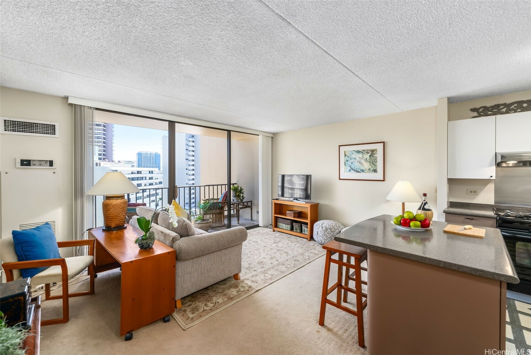 Property Photo: 411 Hobron Lane 1401 HI 96815