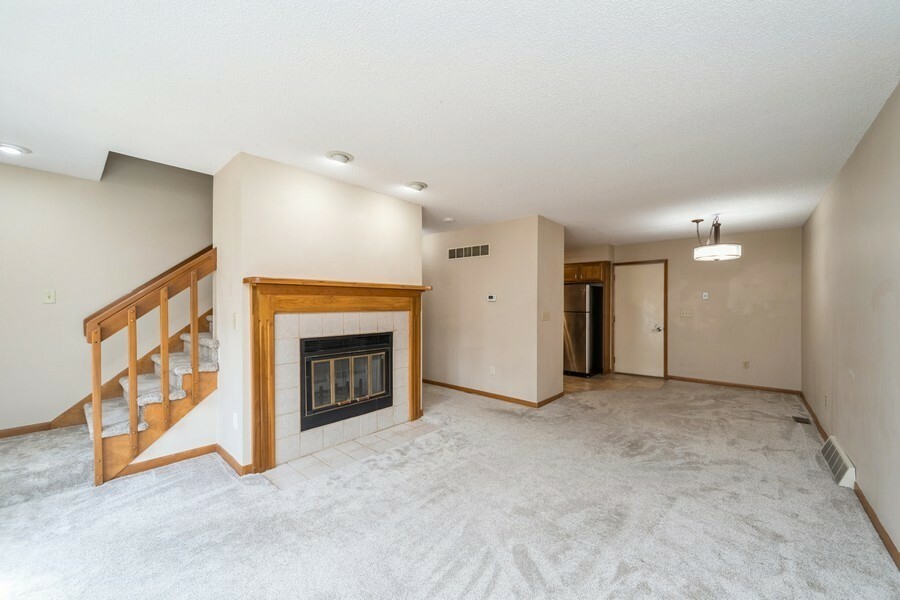 Property Photo: 6868 Sharon Drive IA 50322