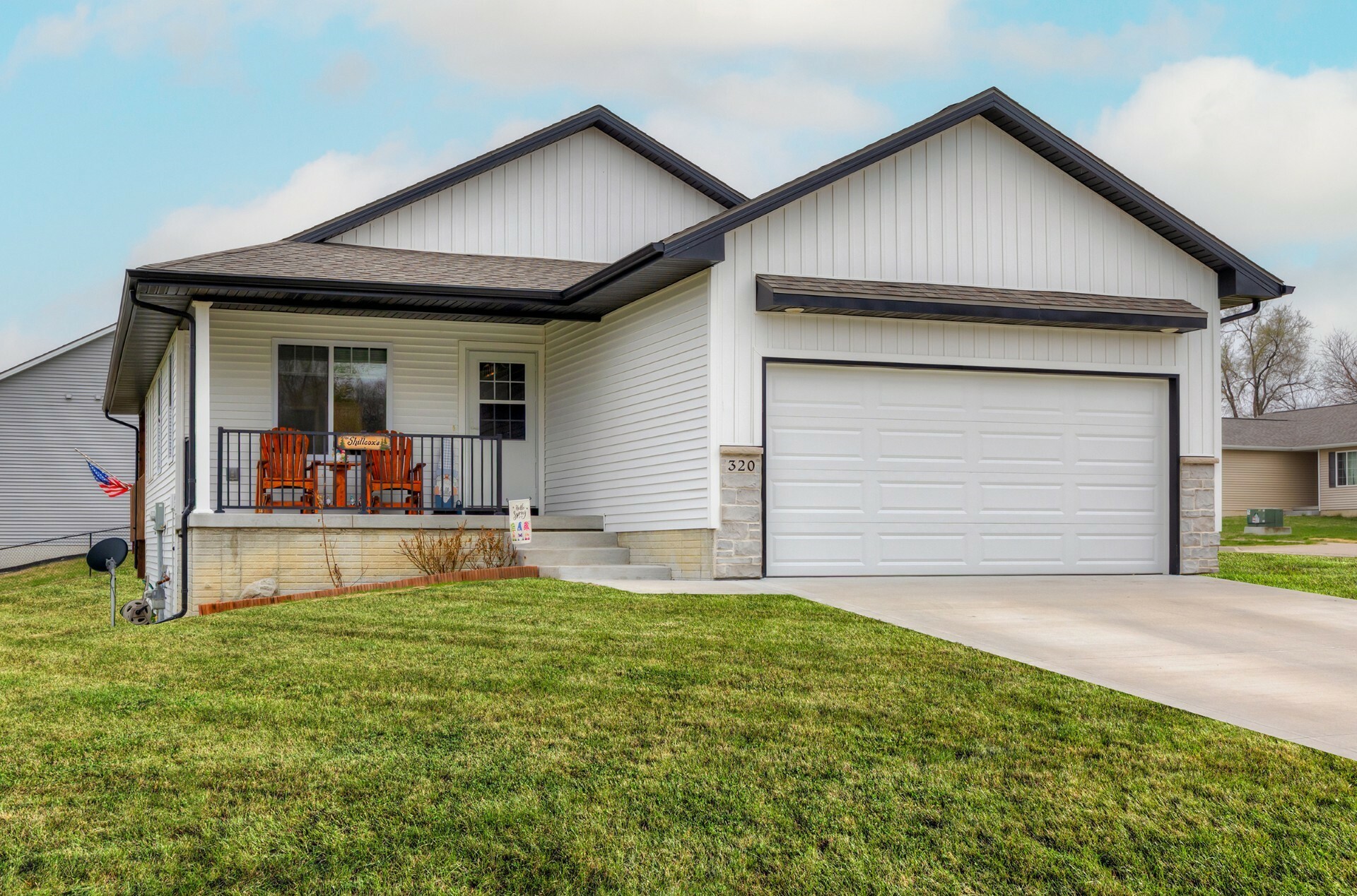 Property Photo: 320 Wise Court IA 50169
