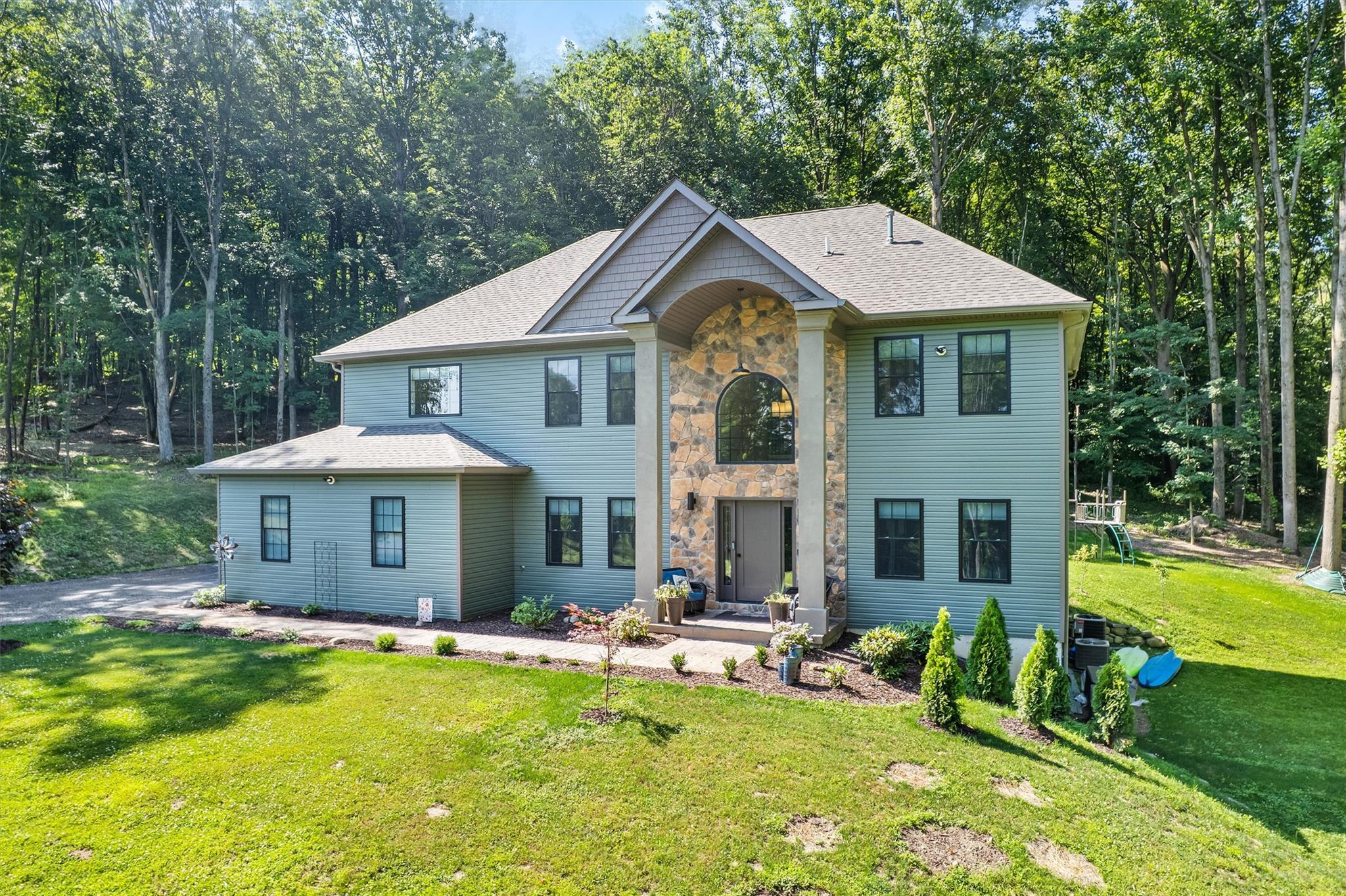 Property Photo: 1581 Route 17A NY 10990