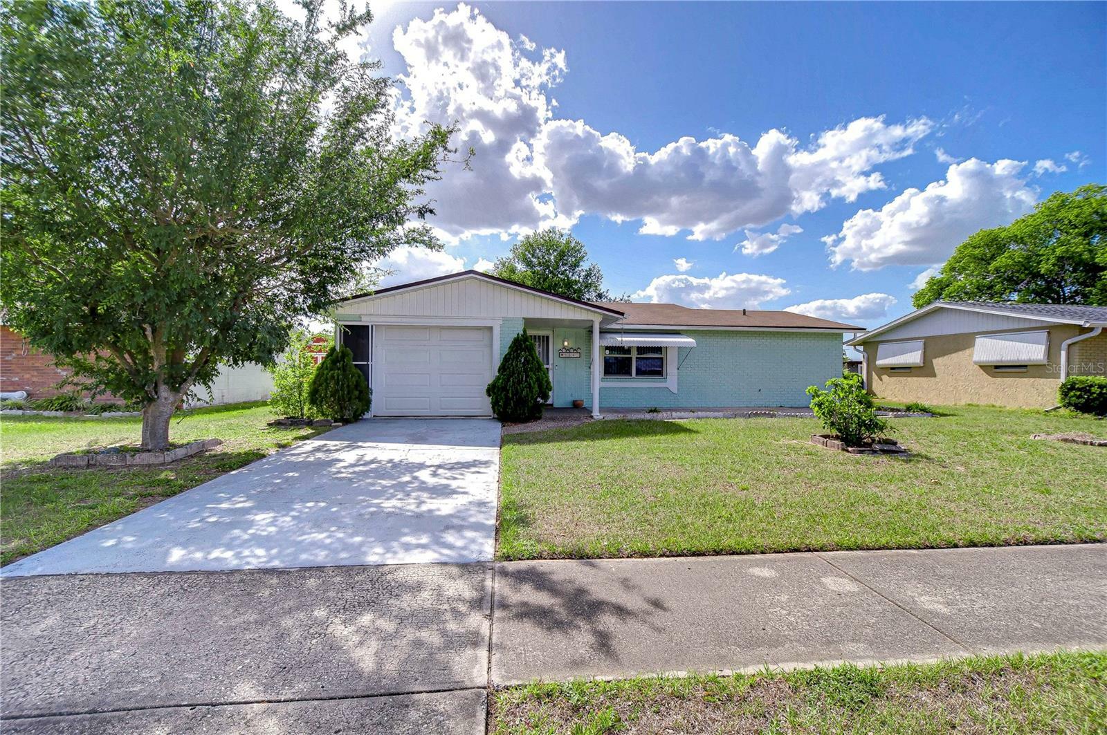 Property Photo: 6143 19th Street FL 33542
