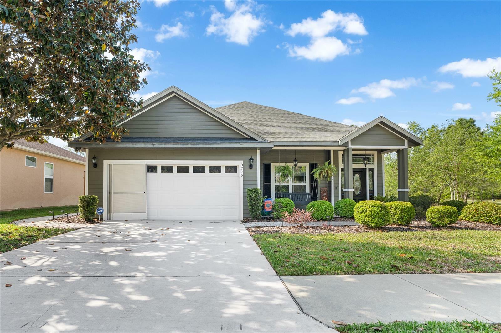 Property Photo: 8775 SW 80th Avenue FL 32608