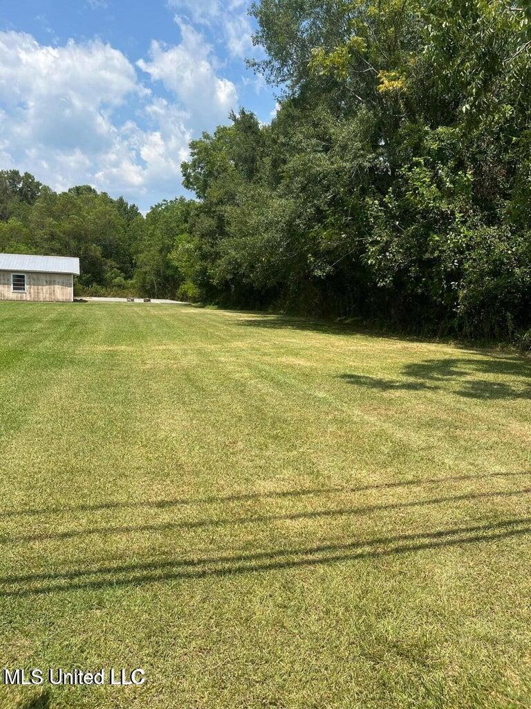 Property Photo:  3090 Quave Road  MS 39540 