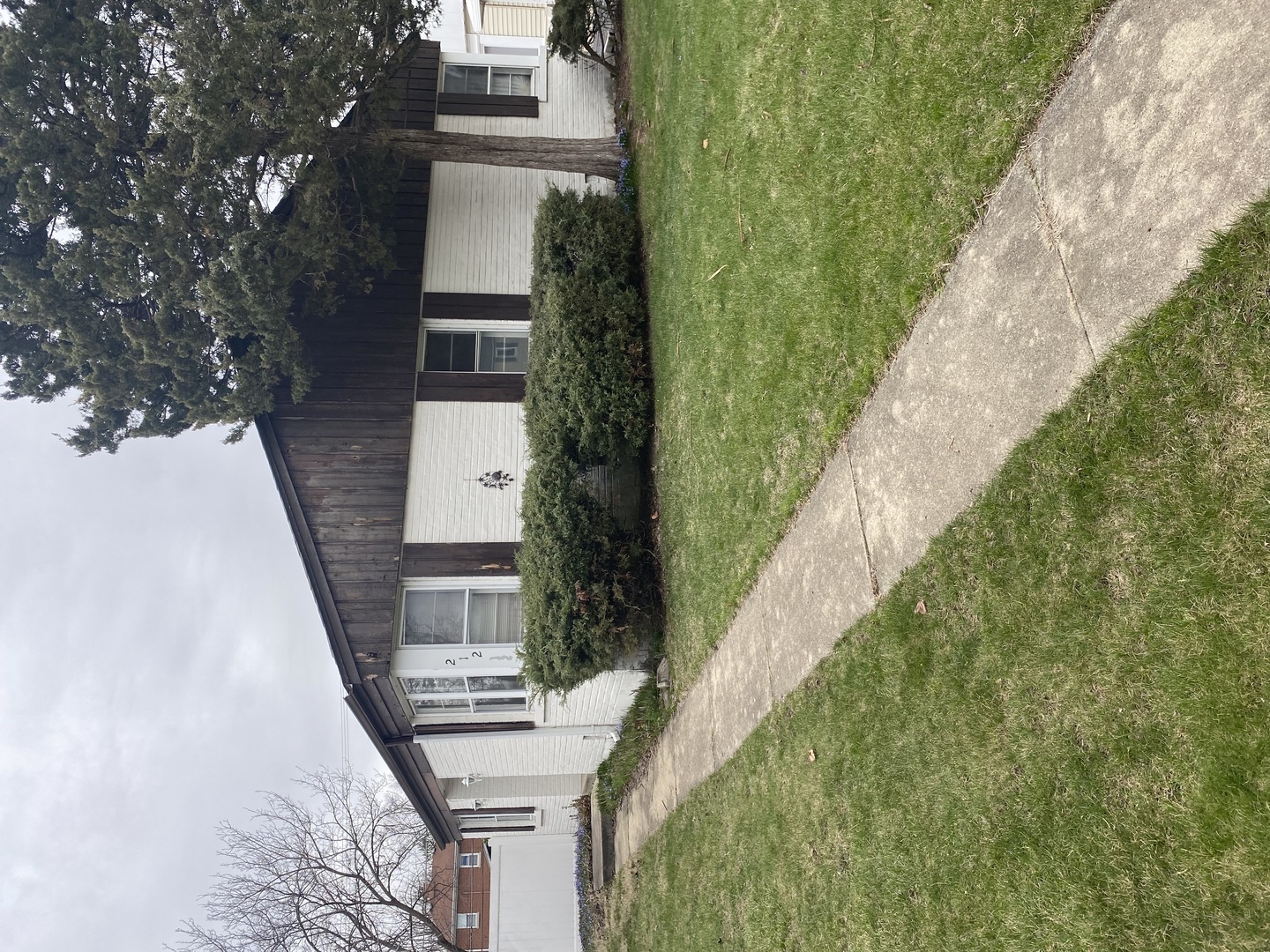 212 North Garfield Street  Lombard IL 60148 photo