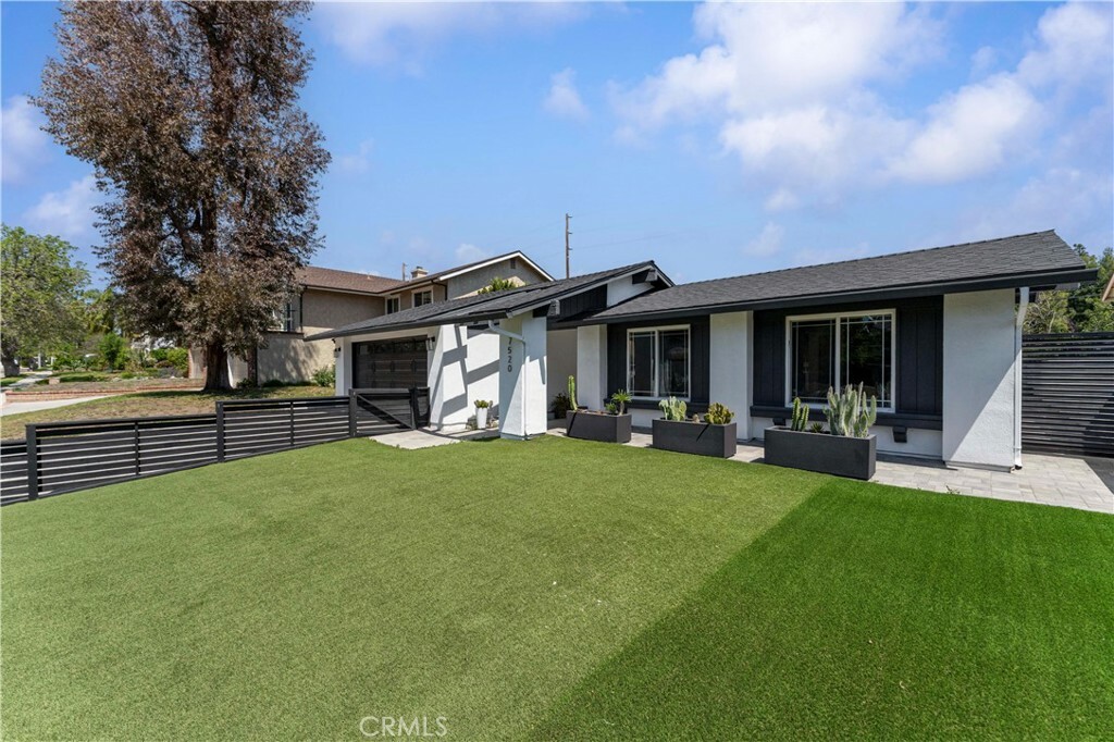 Property Photo: 7520 Bobbyboyar Avenue CA 91304