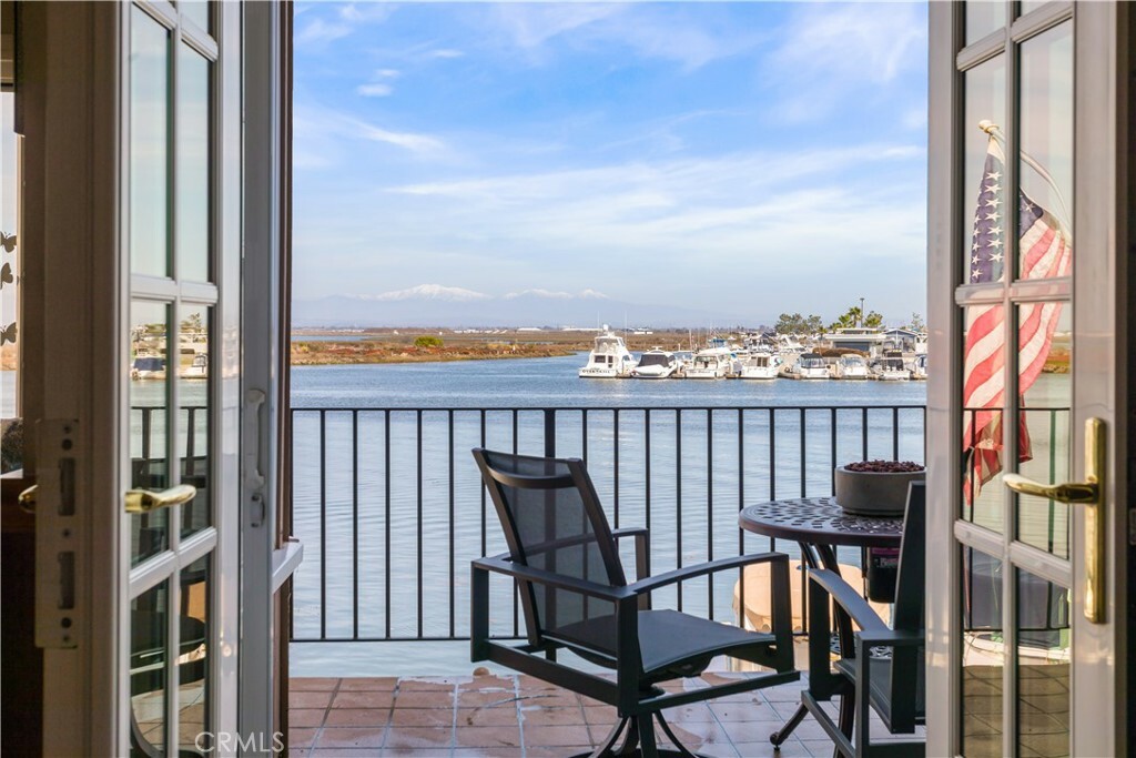 Property Photo: 16118 Mariner Drive 18 CA 92649