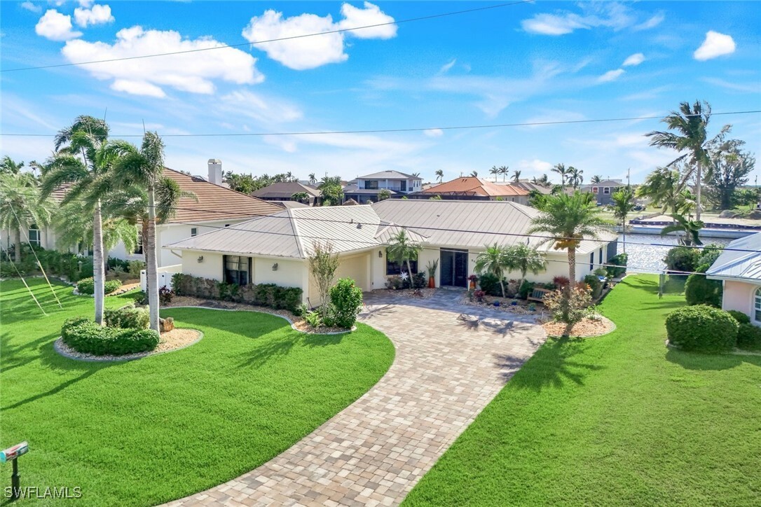 2556 SW 28th Place  Cape Coral FL 33914 photo