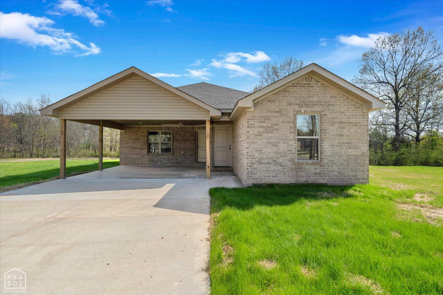 Property Photo:  109 Weston Cove  AR 72417 