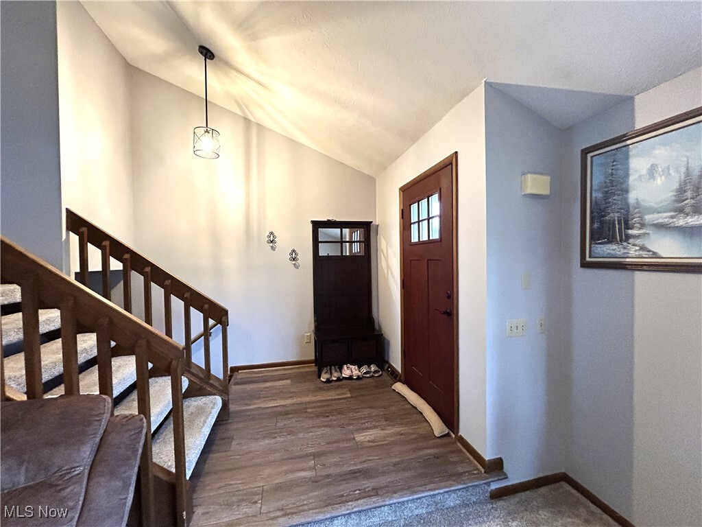 Property Photo: 7366 Cromwell Drive OH 44139