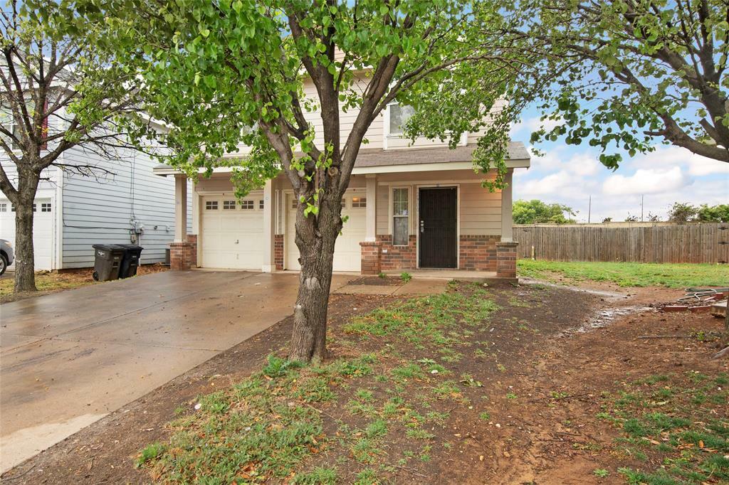 Property Photo: 2900 Pima Lane TX 76119