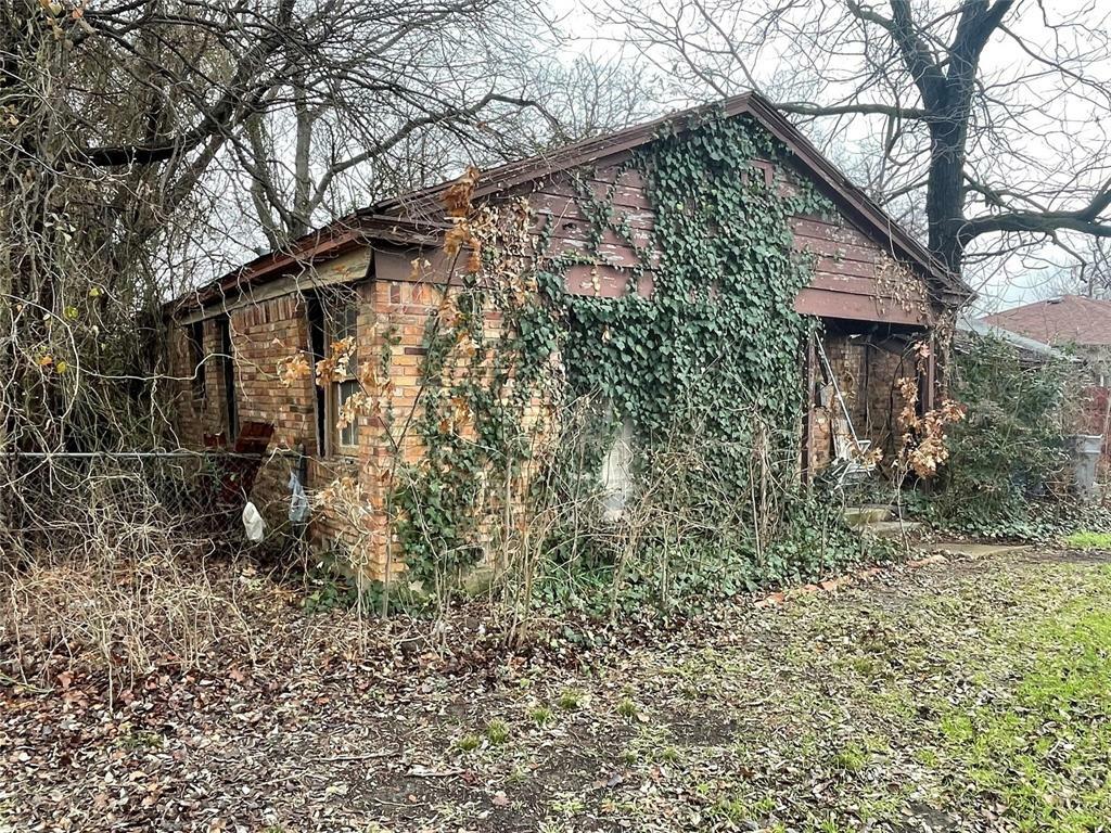 Property Photo: 3634 Durango Drive TX 75220