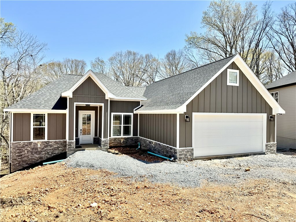 Property Photo: 8 Marionet Circle AR 72714