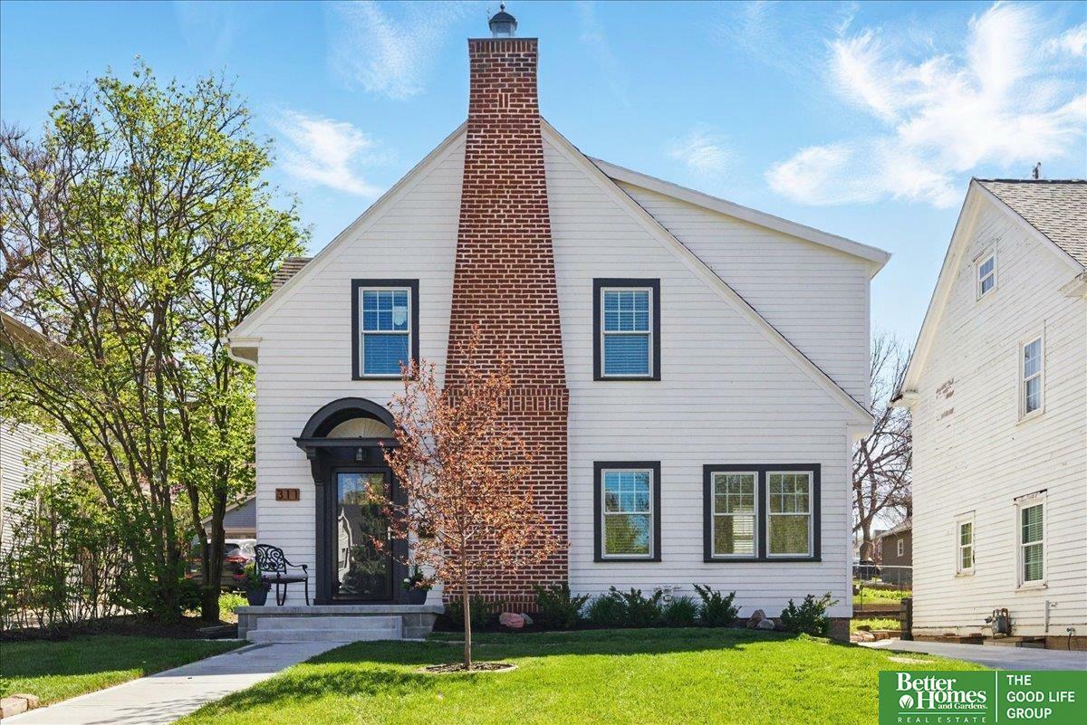 Property Photo: 311 S 50th Street NE 68132