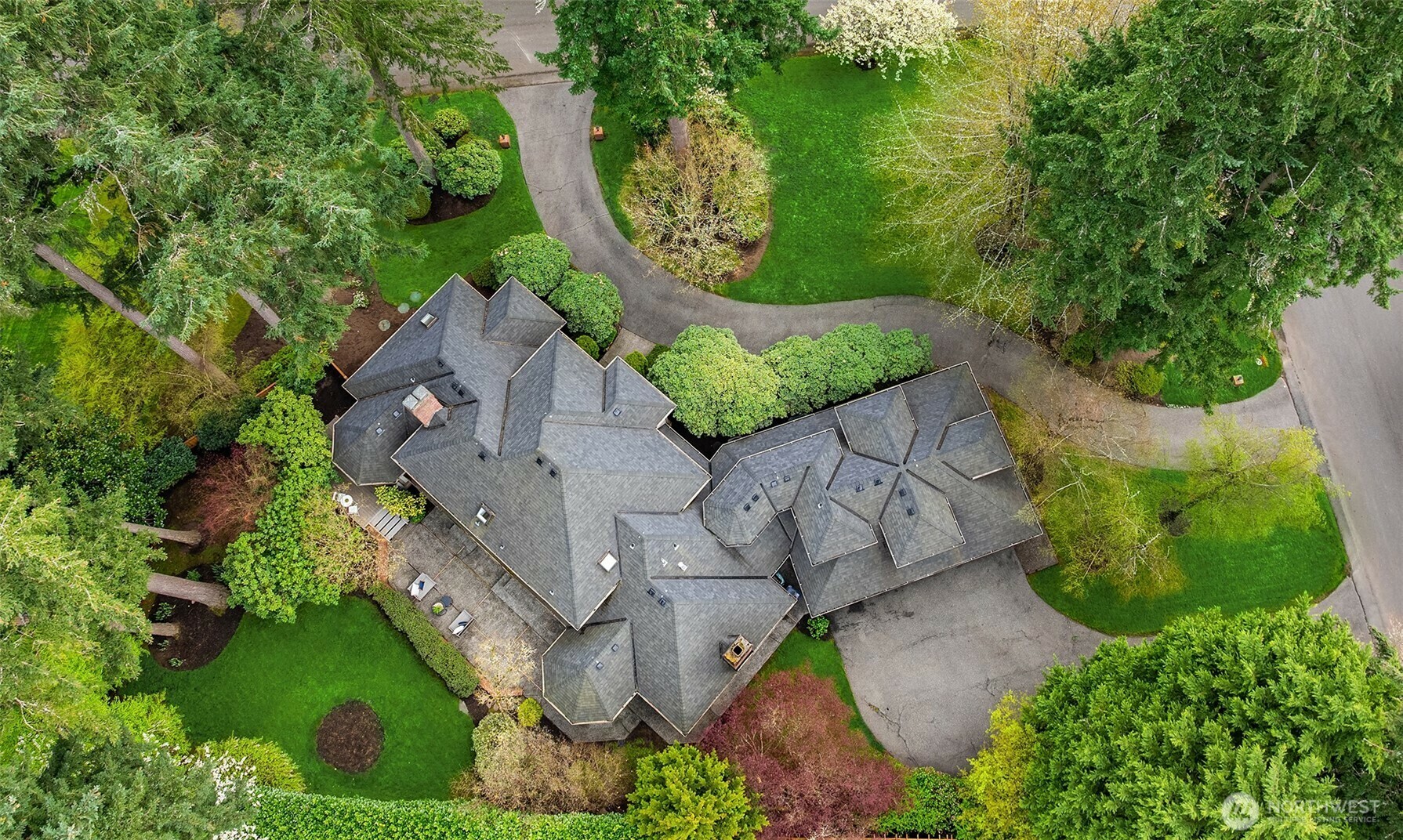 Property Photo: 13408 157th Avenue NE WA 98052