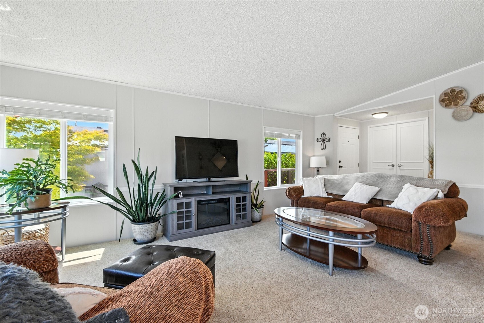Property Photo: 1427 100th Street SW 50 WA 98204