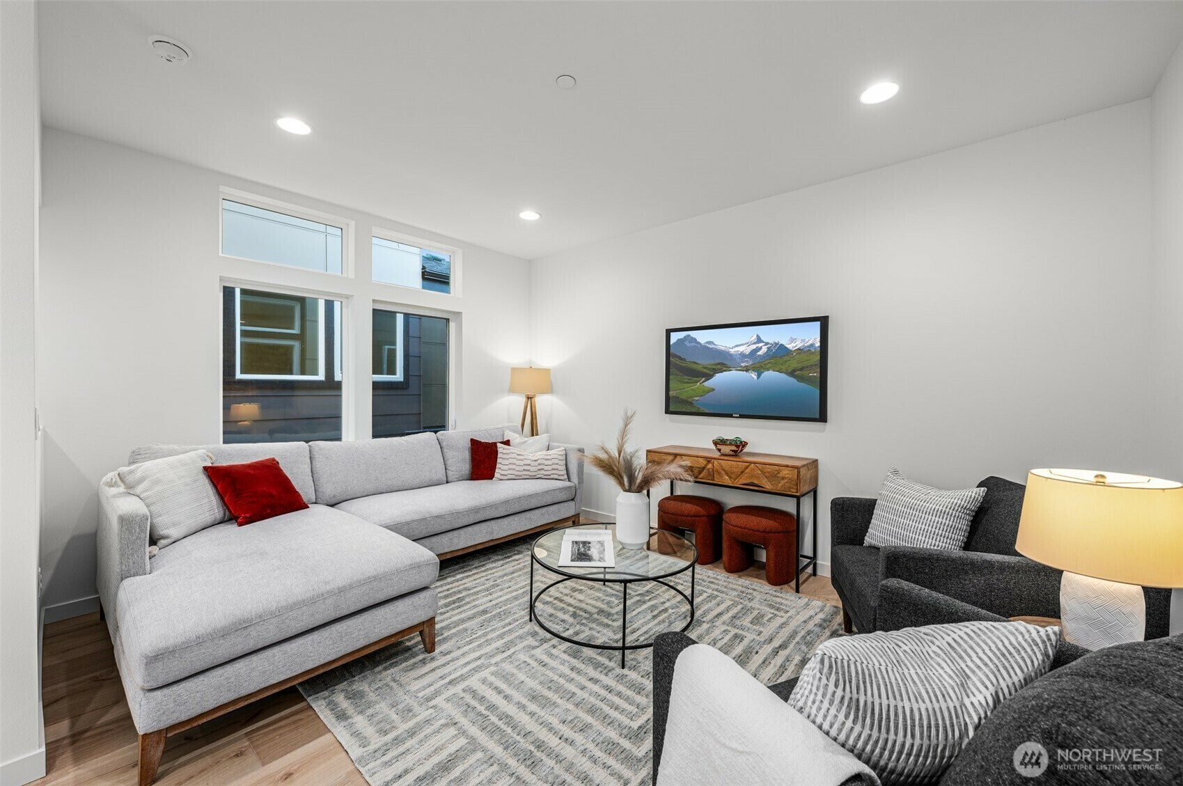 Property Photo: 9211 D Densmore Avenue N WA 98103
