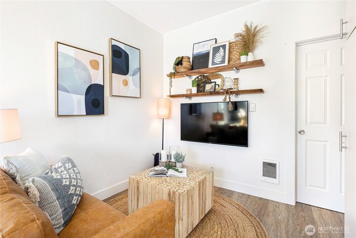 Property Photo: 1809 22nd Street WA 98201