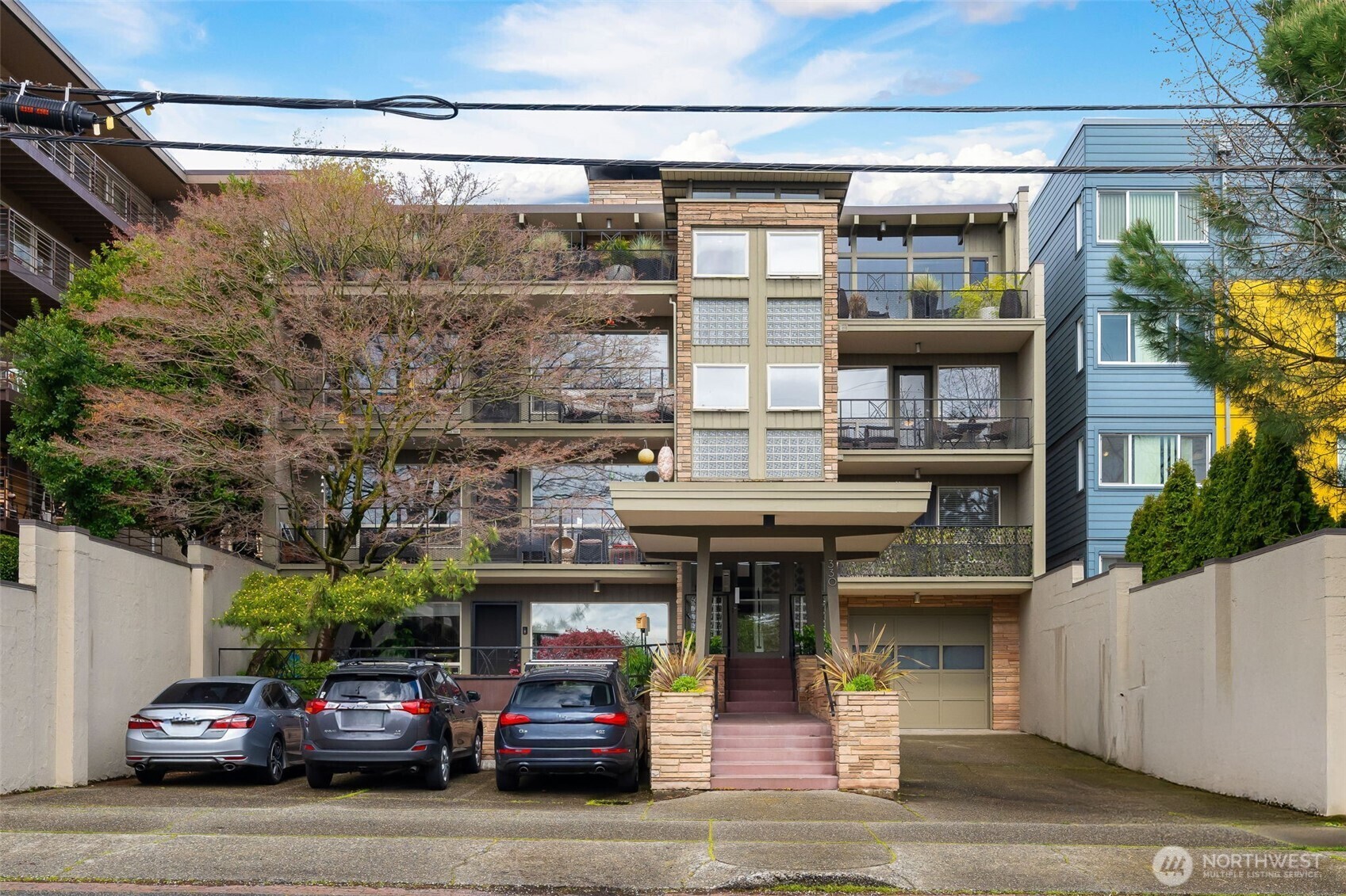 330 W Roy Street 302  Seattle WA 98119 photo
