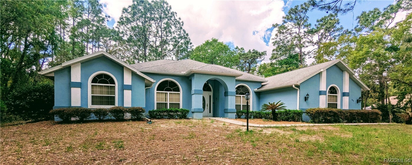 Property Photo: 2920 W Lantana Drive FL 34465