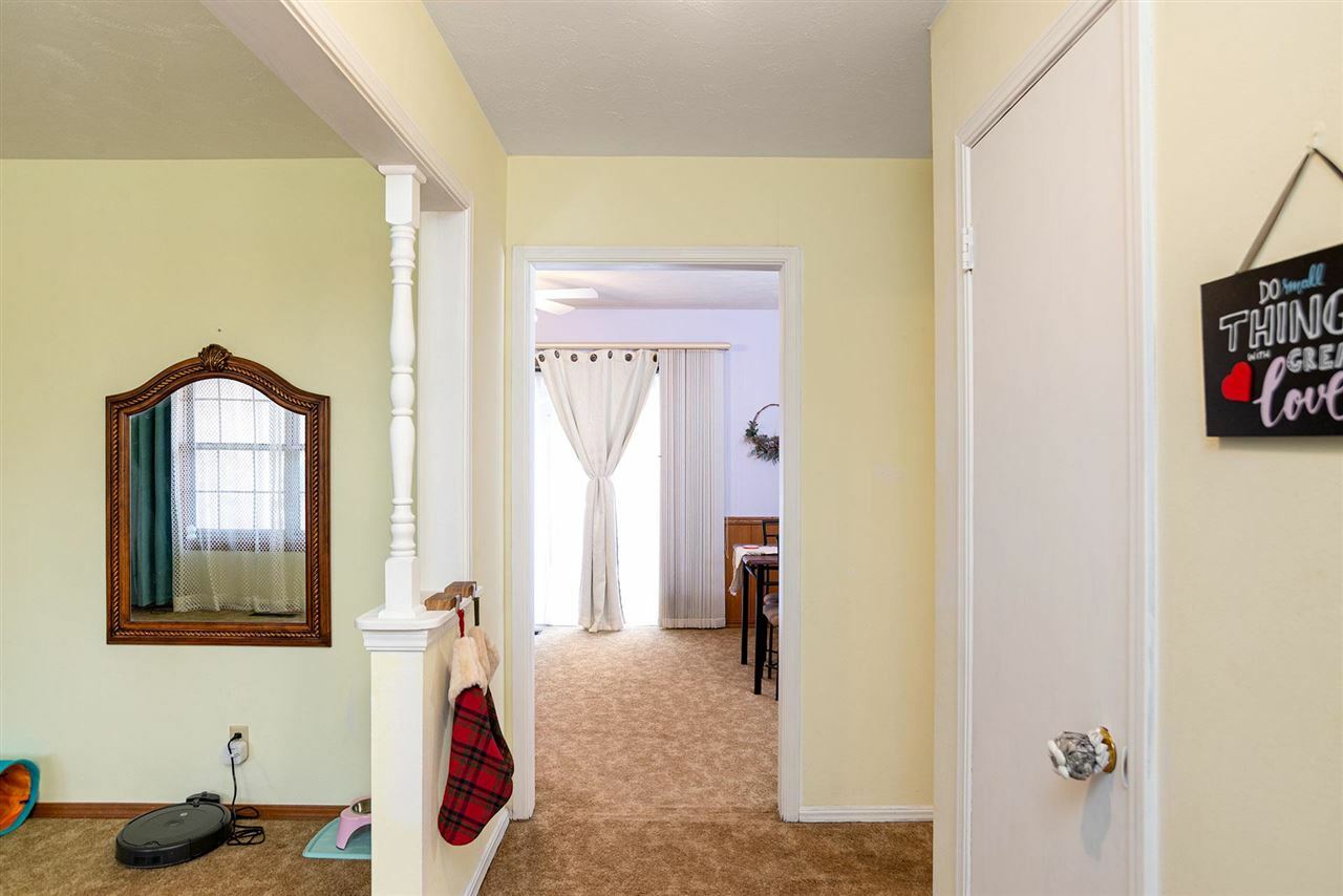 Property Photo: 708 W Hartwood OK 74075