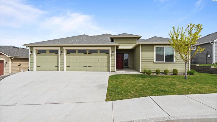 3715 S Sherman St  Kennewick WA 99338 photo