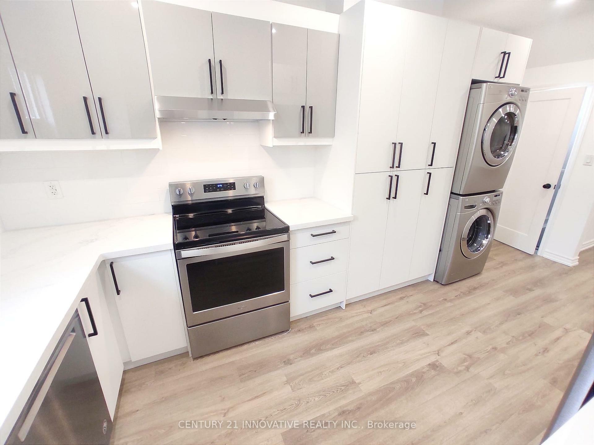 Photo de la propriété: 613 Dufferin Street ON M6K 2B1
