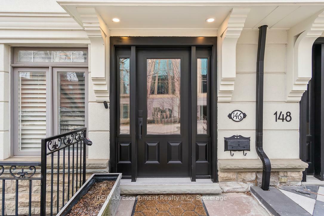 Property Photo: 146 Reynolds Street ON L6J 3K9