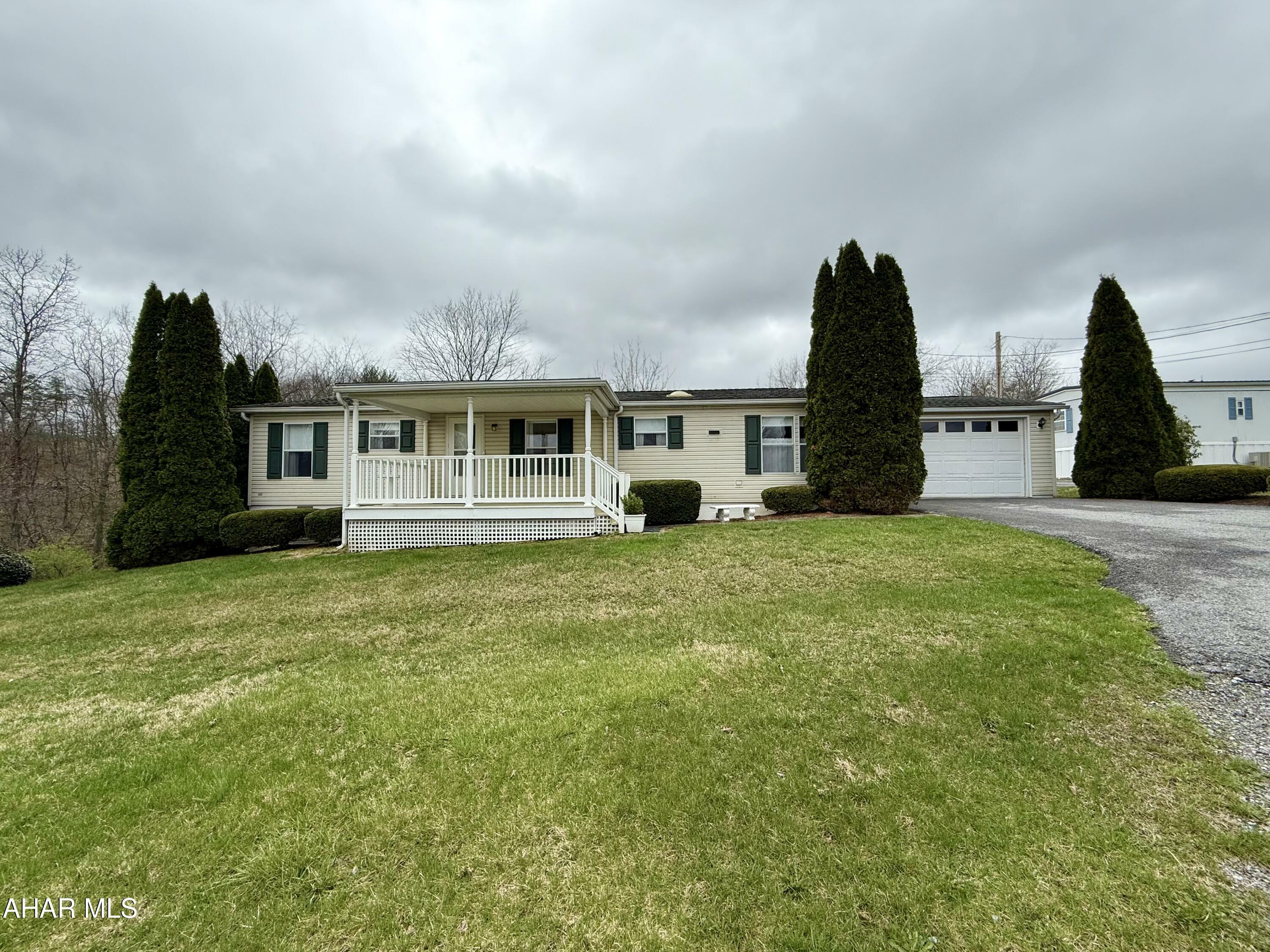 Property Photo: 11529 Clear Ridge Road PA 15537