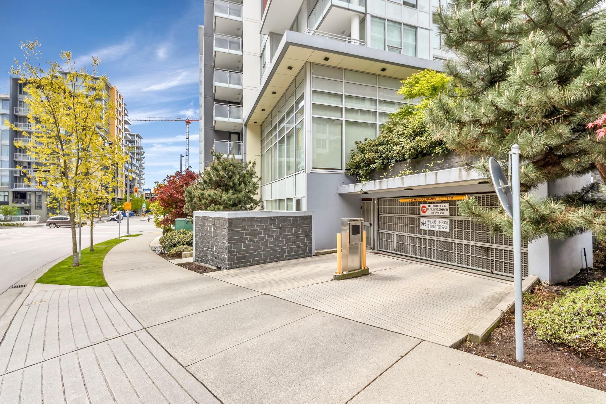 Property Photo: 8833 Hazelbridge Way 609 BC V6X 0N3