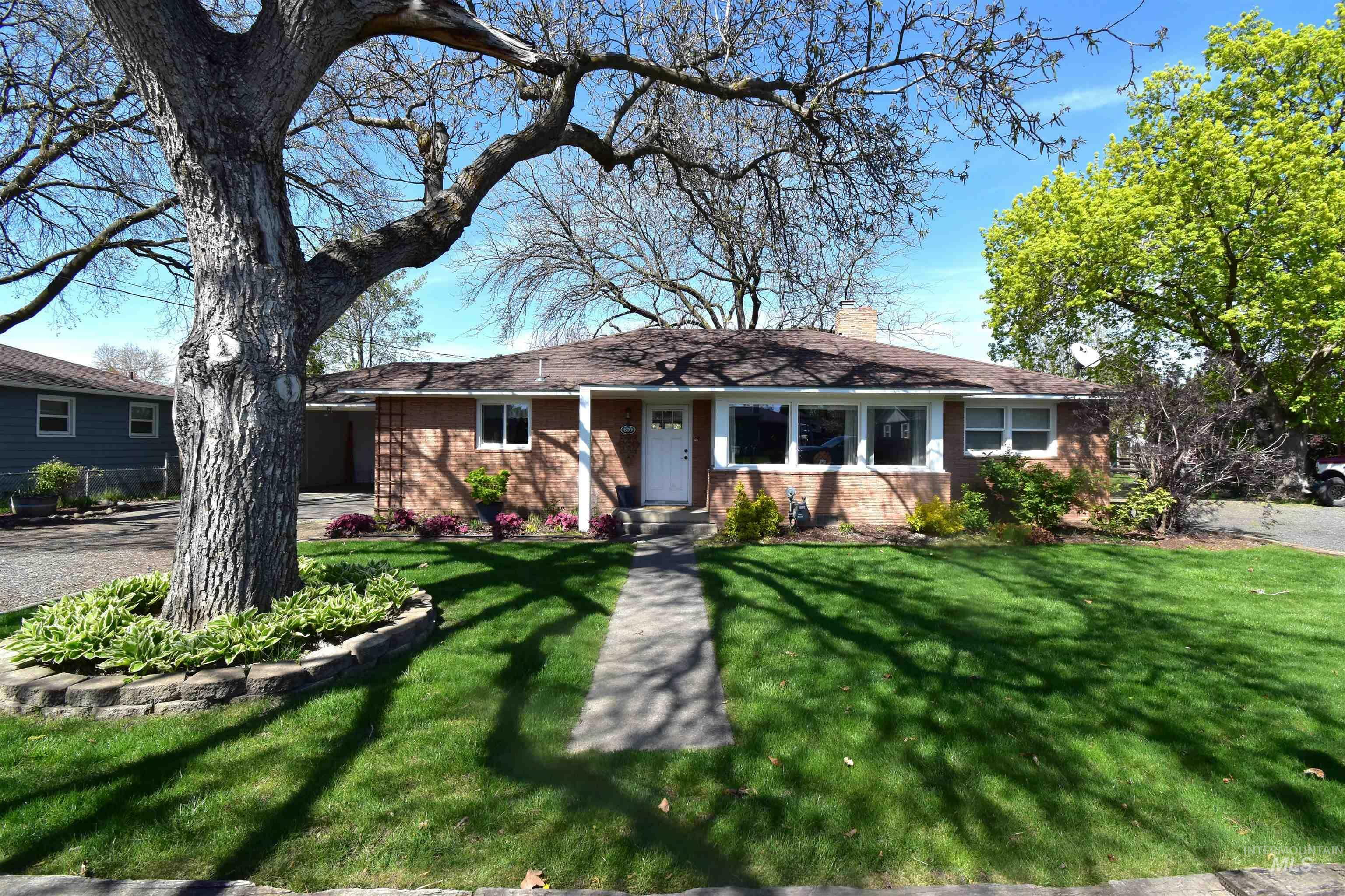 Property Photo: 609 Burrell Ave ID 83501