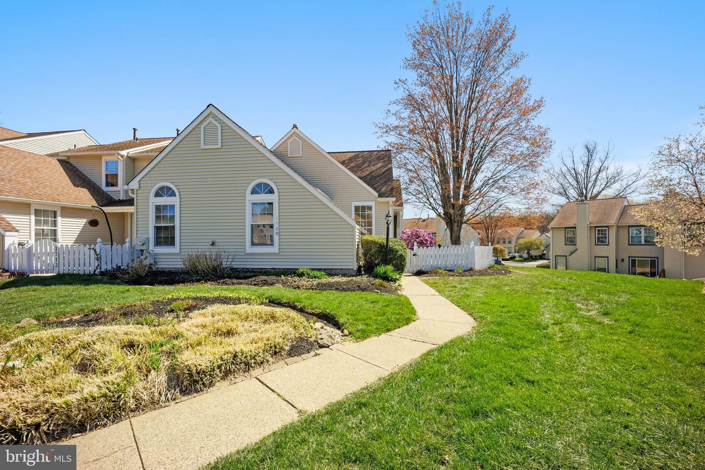 Property Photo: 1710 Fredendall Circle PA 18966