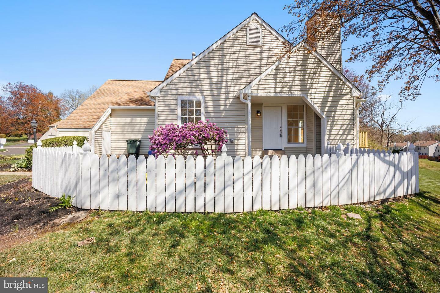 1710 Fredendall Circle  Southampton PA 18966 photo