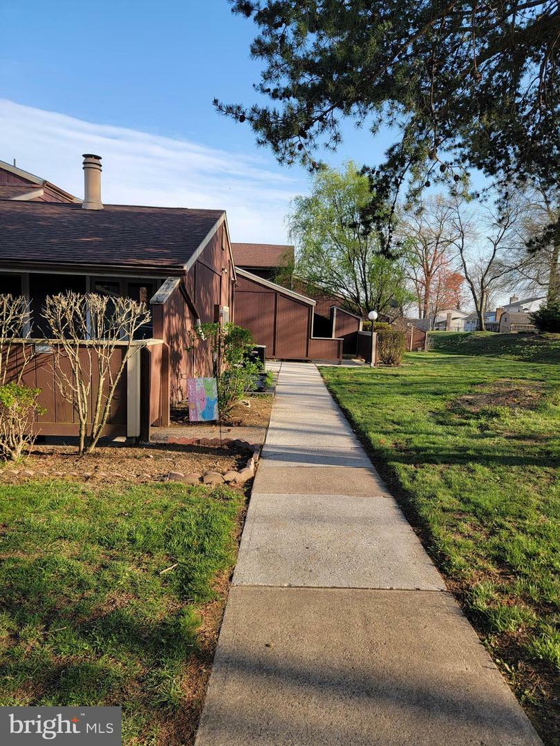 Property Photo: 852 Louise Court PA 17025